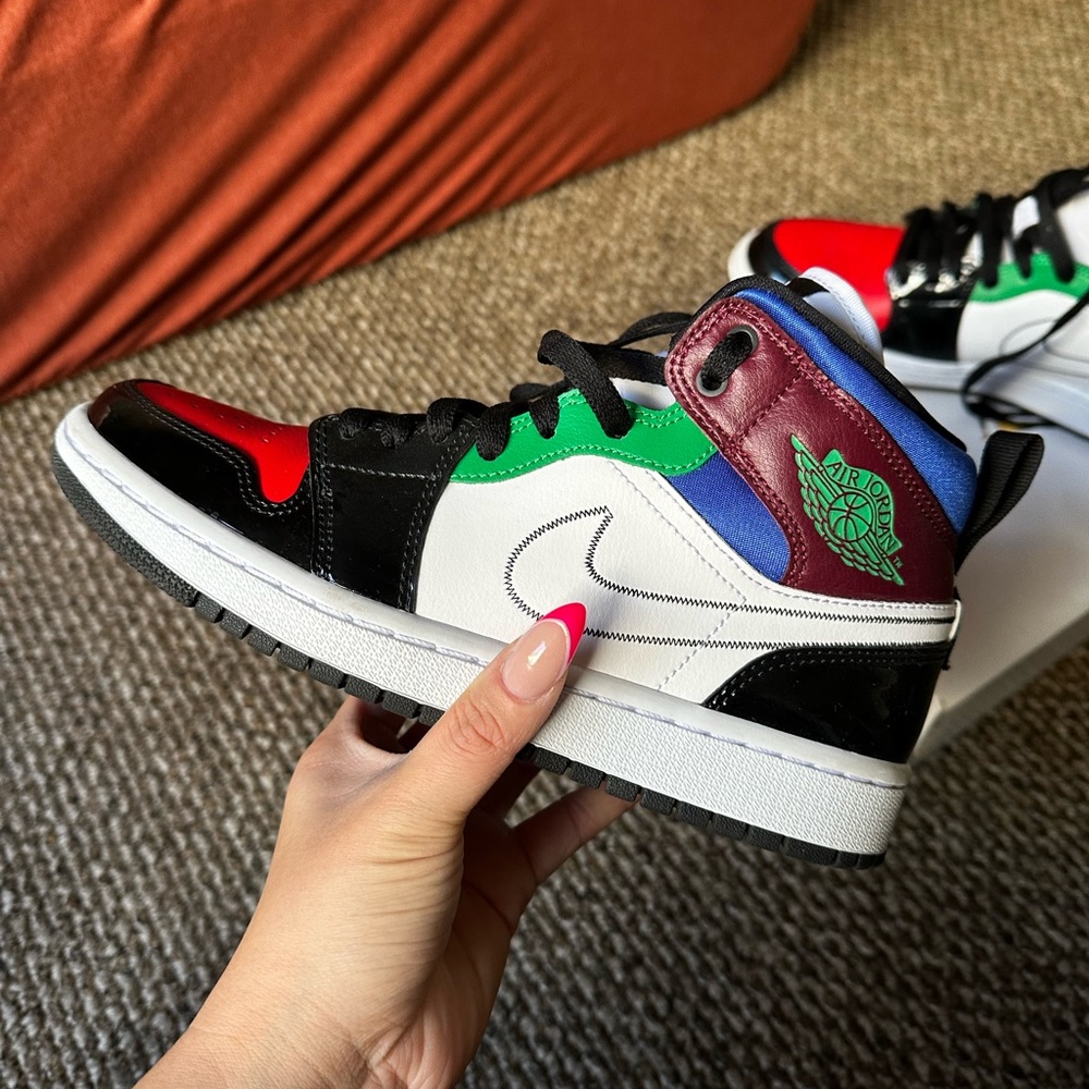 Nike Jordan 1 Mid SE